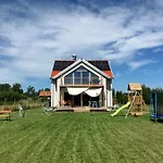 別荘 Nasz Tatarak - Sauna, Plaza I Kajaki W Cenie *